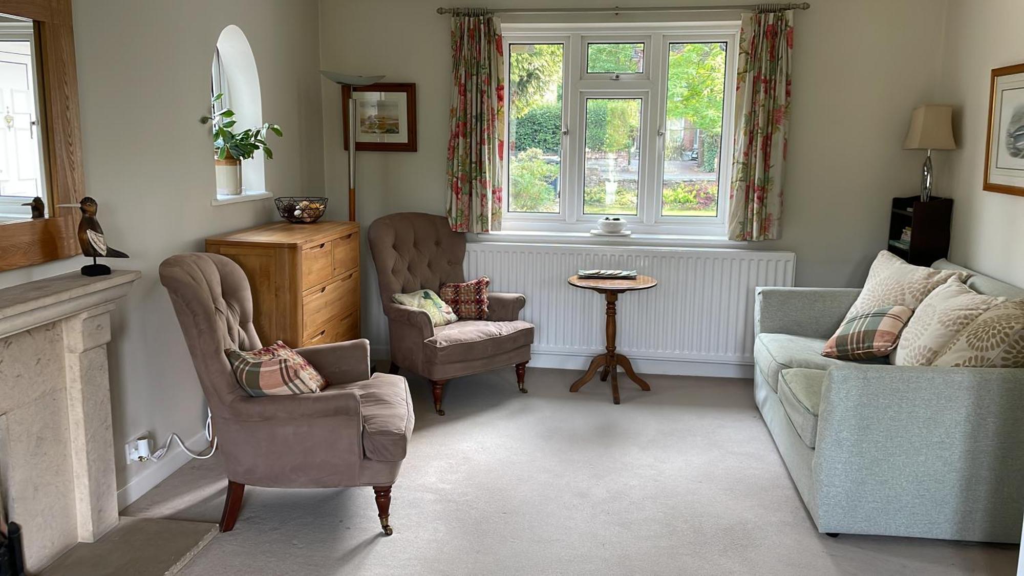Charming Bournemouth House With Beautiful Spacious Gardens, 5 Min Drive To Beaches, Free Parking For 2-3 Cars ภายนอก รูปภาพ
